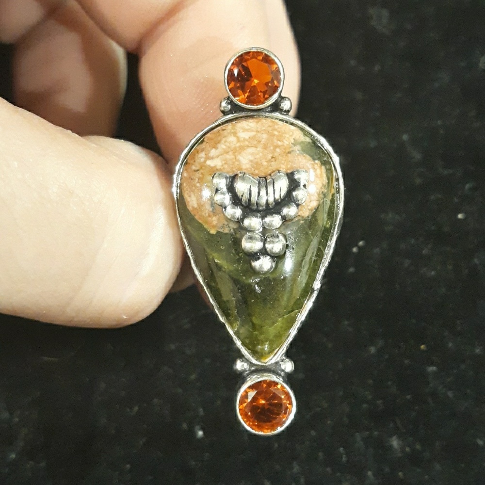 New Unakite & Garnet 925 Silver Ring.